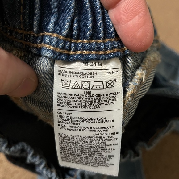 NWOT Baby Boy Old Navy Loose Rip & Repair Jeans - Picture 4 of 4